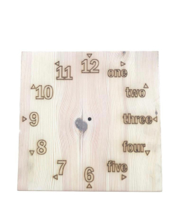 Dřevěné hodiny s gravírováním kombinované obrys  borovice čtverec
